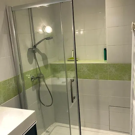 Lägenhet Studio 32 M2 Au Splendide, Centre-Ville, Avec Parking, Proche Des Thermes *