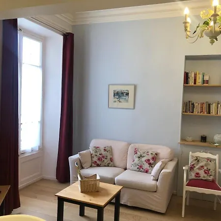 Studio 32 M2 Au Splendide, Centre-Ville, Avec Parking, Proche Des Thermes